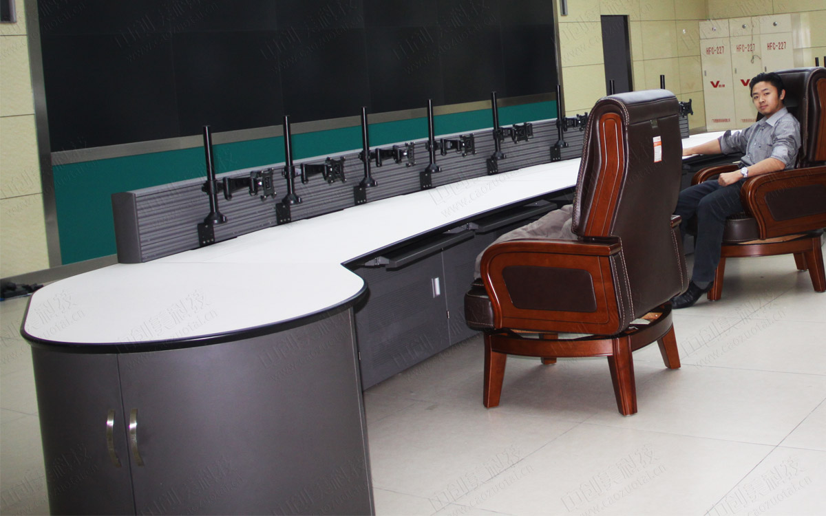 監控電腦臺圖片