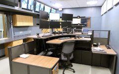 監控臺廠家在哪里？豪華監控臺哪家好？